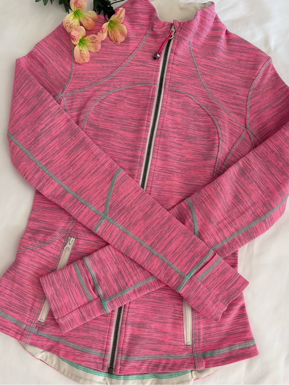 Lululemon Define Brushed Jacket Heathered Paris Pink Microstripe Sz 6 🎥